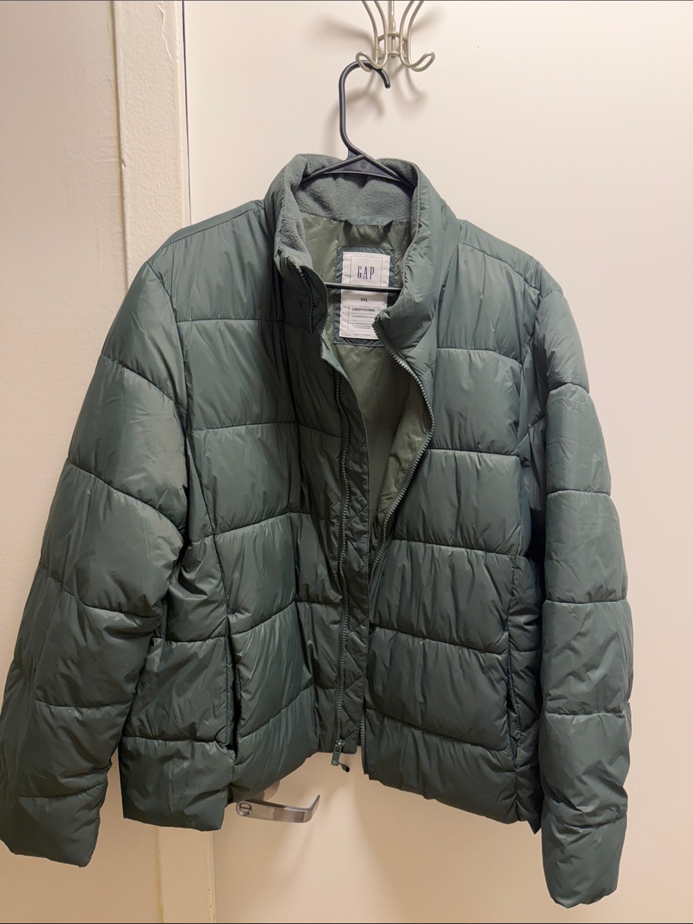 GAP Quilted Puffer Jacket in Sage Green